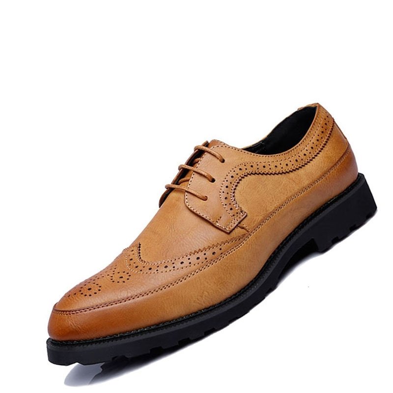 Spring Summer Retra Shoes Men Brogue Pointed Toe Lace Up Shoe Casual Comfortable Oxford Shoes Large Size 38 44 Zapatillas Hombre